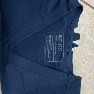 FIGS Navy Blue scrub top - NWOT